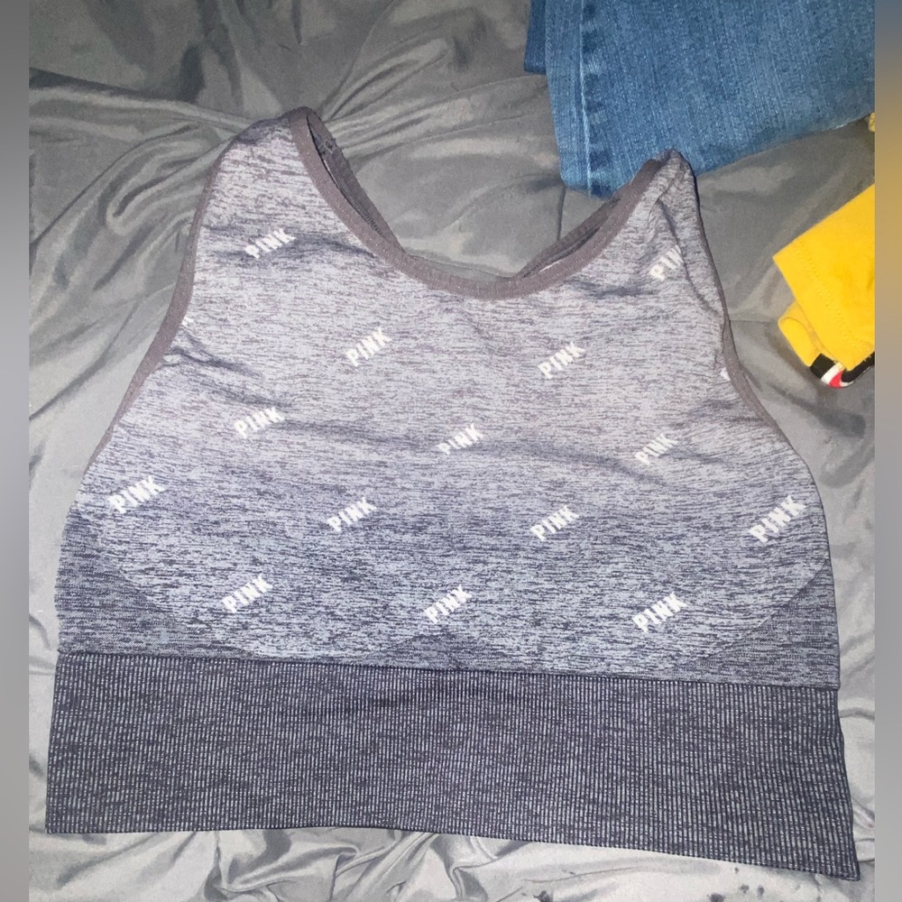 Sports bra